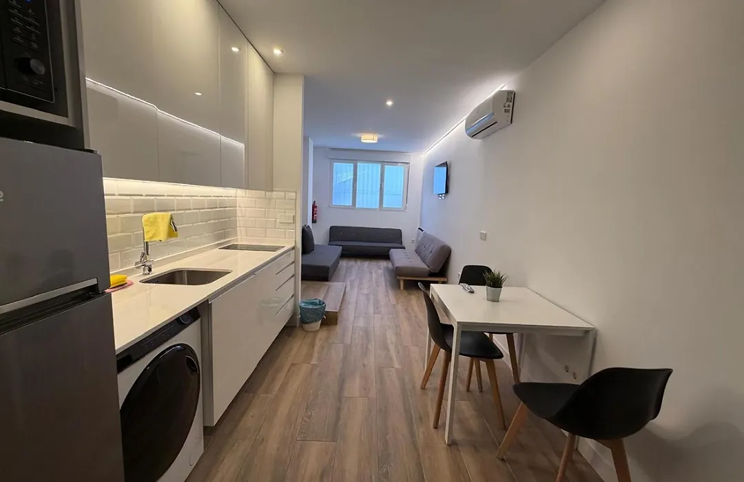 Bernabeu/ C.Universitaria Apartments-1