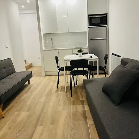 Bernabeu/ C.Universitaria Apartments-2